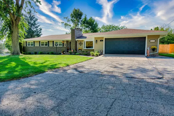 715 Wright Street, Jonesville, MI 49250