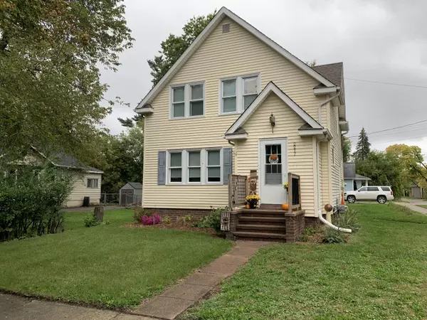 2217 S Rundle Avenue, Lansing, MI 48910