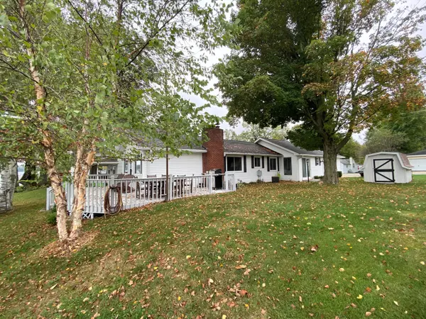 591 Harrington Road, Delton, MI 49046