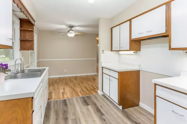 Battle Creek, MI 49037,242 Oriole Drive