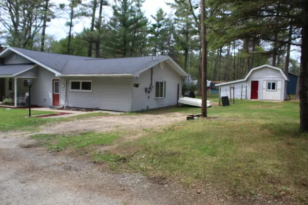 Twin Lake, MI 49457,5844 Oak Road