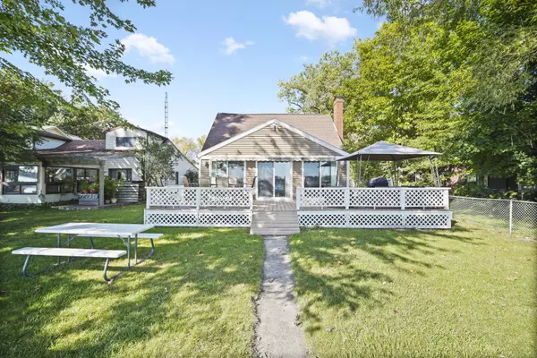 Clarklake, MI 49234,3980 UTOPIA Drive
