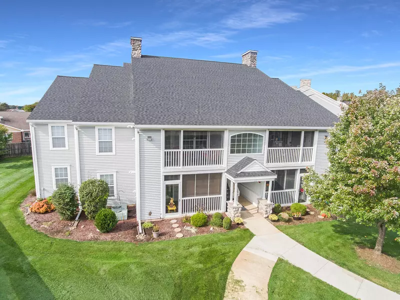 778 W Barrington Circle, Jackson, MI 49203