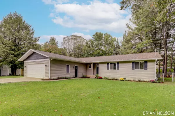 953 Grandridge Court, Holland, MI 49423