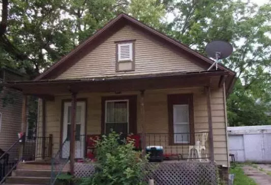 5 Lawler Court, Lansing, MI 48906