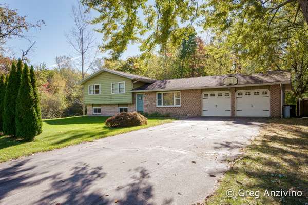 2994 Pershing Drive, Coloma, MI 49038