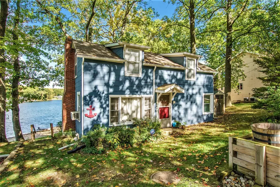 67050 95th Avenue, Dowagiac, MI 49047