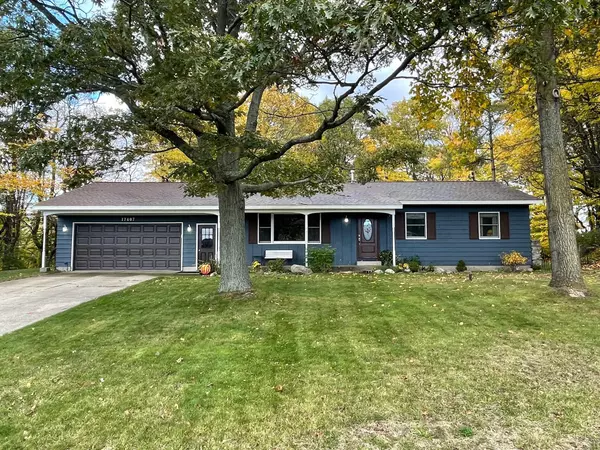 17407 Reenders Court, Grand Haven, MI 49417