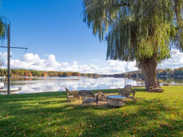 Lawrence, MI 49064,67911 Territorial Road