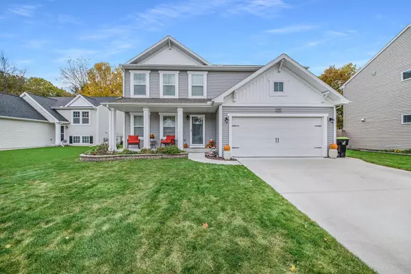 1009 Pinewood Drive, Greenville, MI 48838