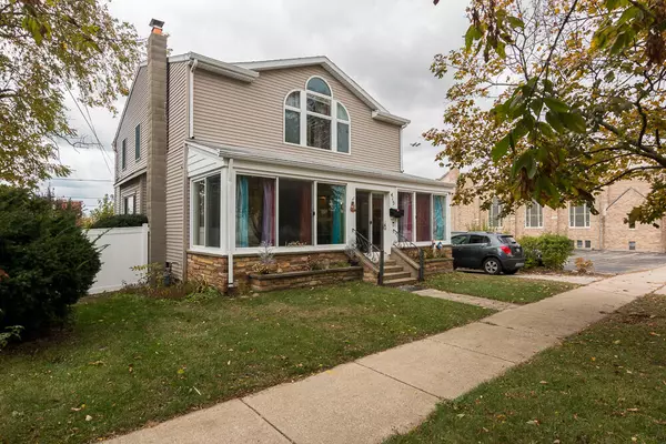 415 Michigan Avenue, South Haven, MI 49090