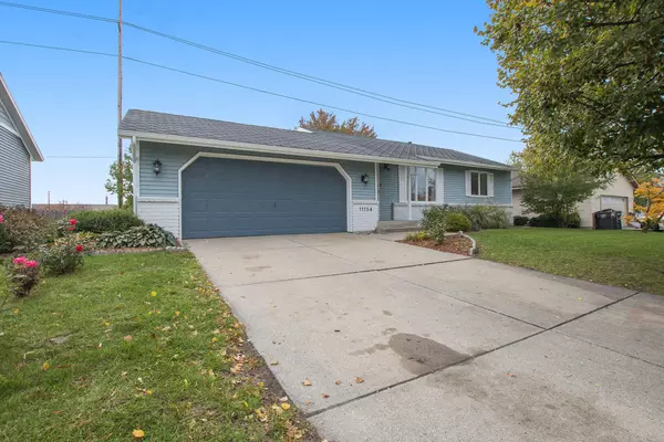 11154 Summer Drive, Zeeland, MI 49464