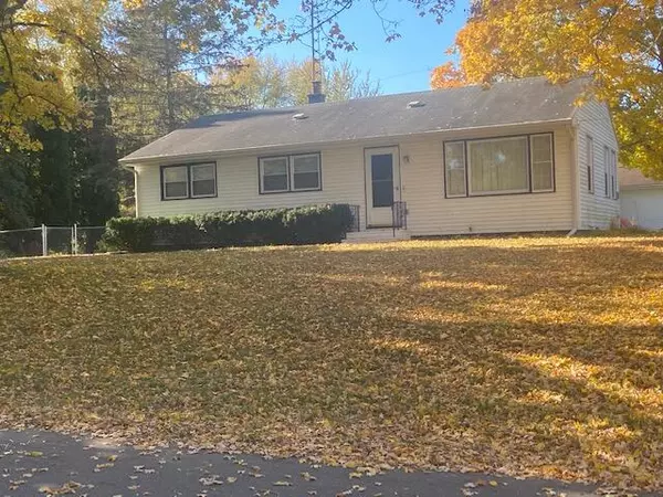 Dowagiac, MI 49047,50002 Circle Drive