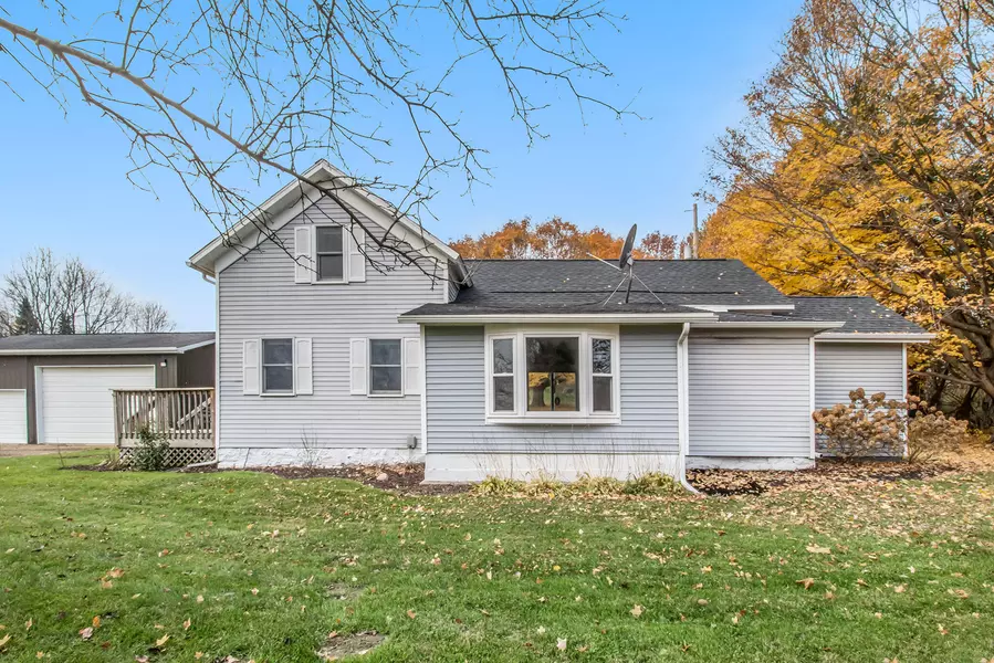 8288 Gurd Road, Dowling, MI 49050