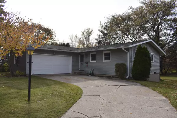 605 Cherokee Drive, Fremont, MI 49412