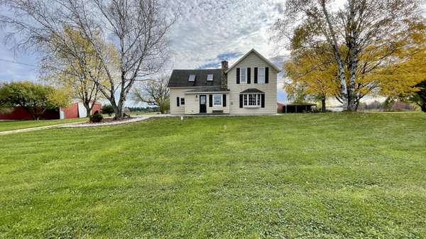 4709 W Walenjus Road, Mcbain, MI 49657