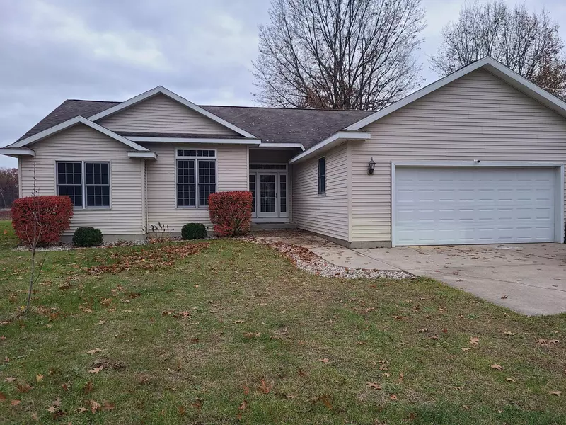 30903 62nd Avenue, Lawton, MI 49065