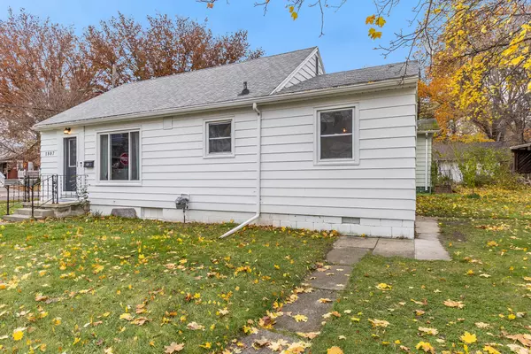 Lansing, MI 48910,1807 Delevan Avenue