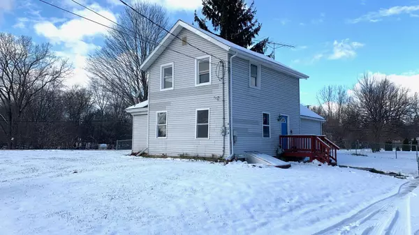 404 E Race St., Leslie, MI 49251