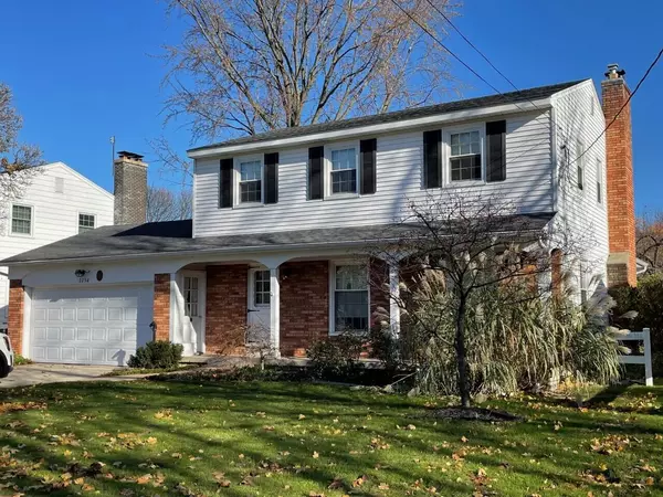 2256 Ridgewood SE Avenue,  Grand Rapids,  MI 49546