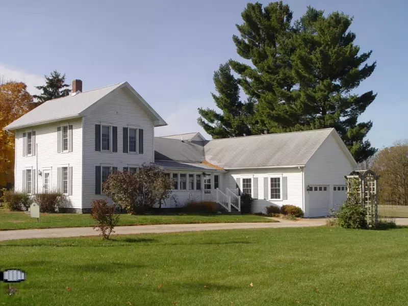 1008 Dunks Road, Sherwood, MI 49089