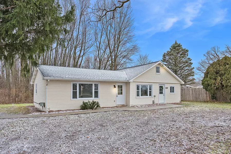 6583 Ionia Road, Portland, MI 48875