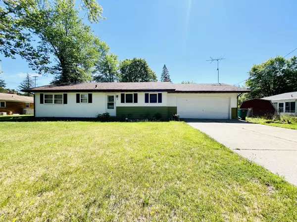 6 Royal Road, Springfield, MI 49037