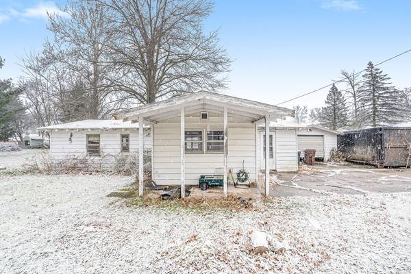 46812 Sycamore Drive, Bangor, MI 49013