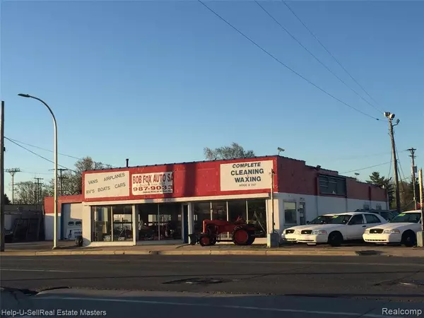 2222 Lapeer Avenue, Port Huron, MI 48060