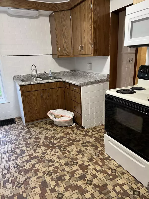 Battle Creek, MI 49015,44 Highland Avenue