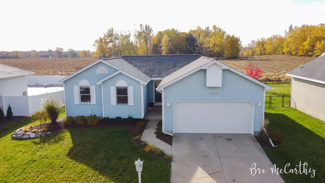 1226 Hearthstone Court, Holland, MI 49423