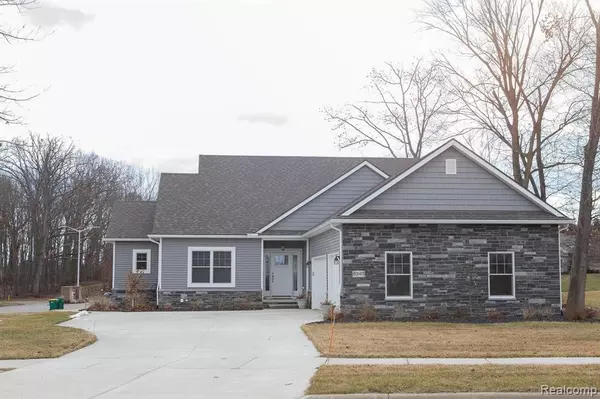 Brighton, MI 48116,8340 HEATHERTREE Lane
