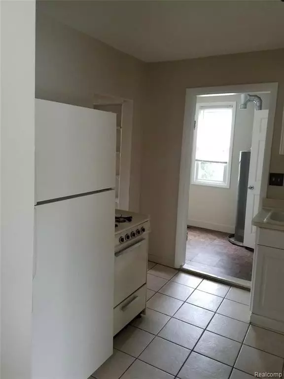 Taylor, MI 48180,10231 MORTENVIEW Drive