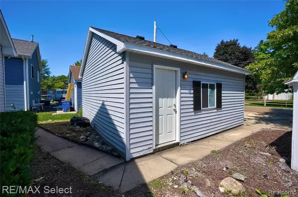 Linden, MI 48451,16004 MORAN Drive