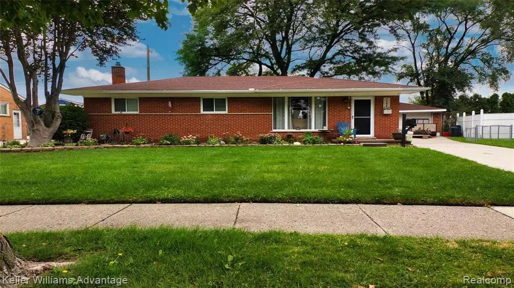 13961 LYONS Street, Livonia, MI 48154