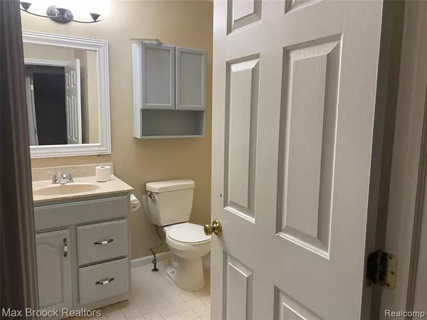 Madison Heights, MI 48071,30783 Brush Street