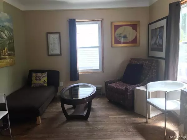 Ferndale, MI 48220,551 E MAPLEHURST Street