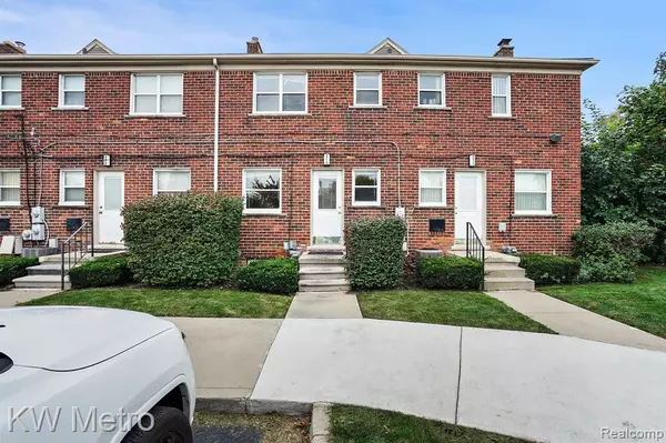 Royal Oak, MI 48073,3210 COOLIDGE HWY