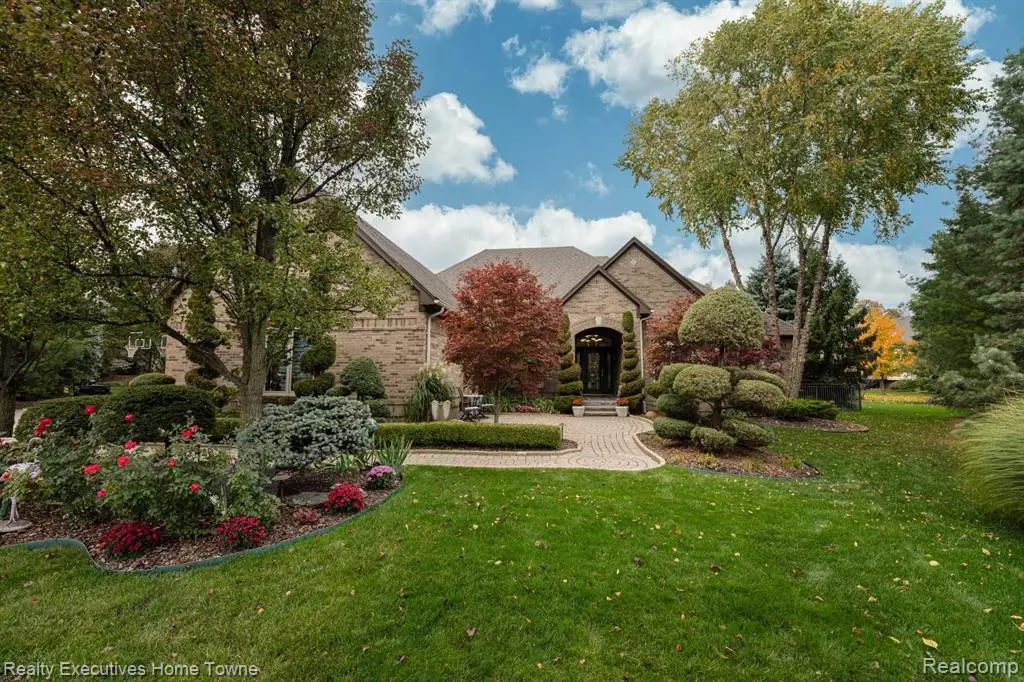 Shelby, MI 48315,10445 Palace Court