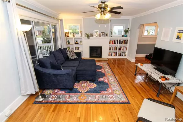 Ferndale, MI 48220,265 E MAPLEHURST Street