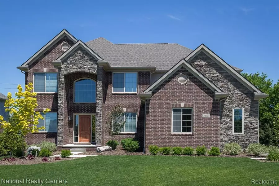5436 Morgan Lake Drive, Independence, MI 48348
