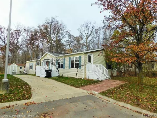Hartland, MI 48353,13553 Columbus Court