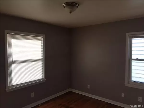 Warren, MI 48089,13119 SHERMAN Avenue