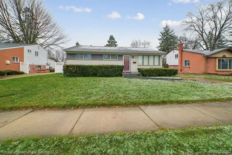 35940 Vaughn Street, Clinton Twp, MI 48035