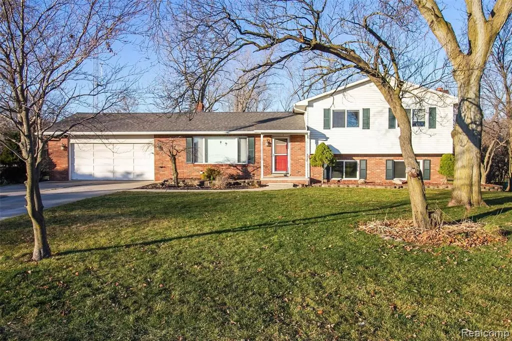 Flat Rock, MI 48134,4389 DAUNCY Road