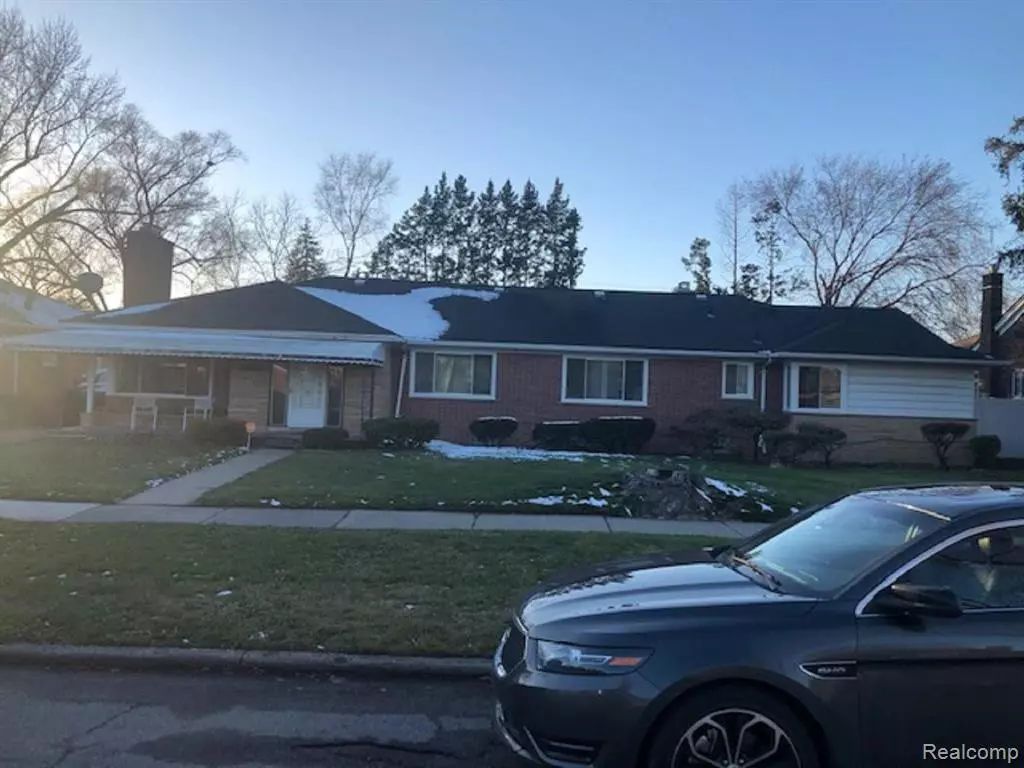 Detroit, MI 48235,19365 LAUDER Street