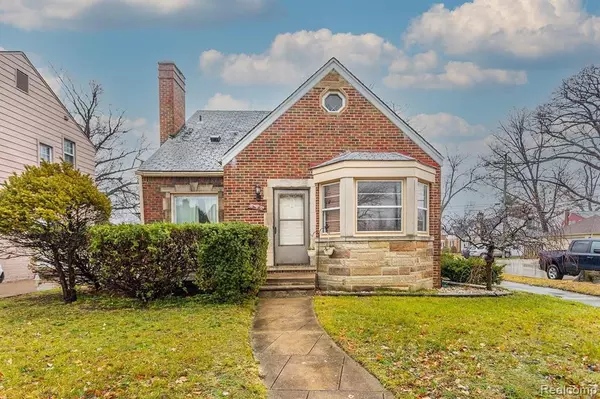 800 N MELBORN Street, Dearborn, MI 48128