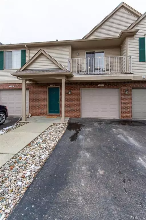 45547 HIDDEN VIEW Court, Utica, MI 48315