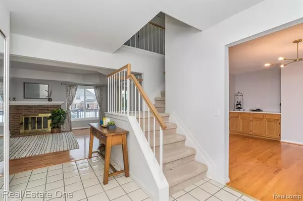 Rochester Hills, MI 48307,3151 PRIMROSE Drive