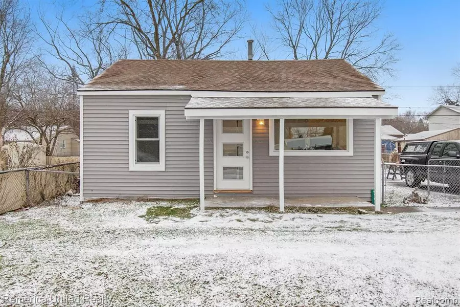 21636 WHEELER ST, Farmington Hills, MI 48336